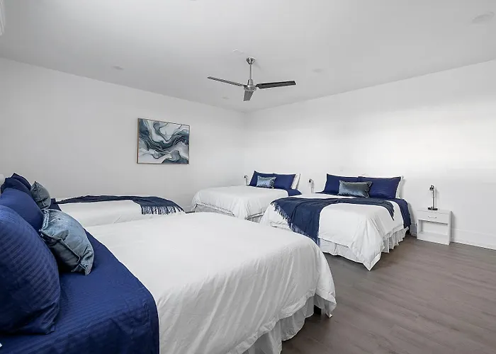 Vakantiehuis Sleeps 20 In Worth Stockyards With Hottub & Minigolf Fort Worth