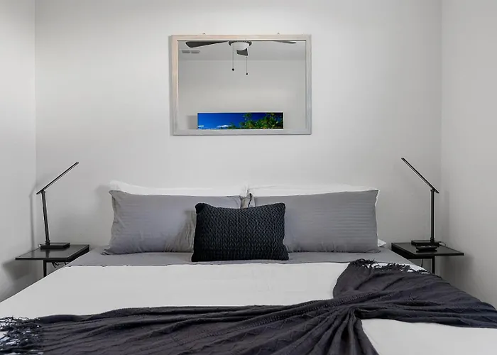 Sleeps 20 In Worth Stockyards With Hottub & Minigolf Vakantiehuis *